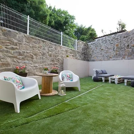 Dulcelia Bilbao. Relax Y Confort En La Ria .ebi-873 * Bilbao
