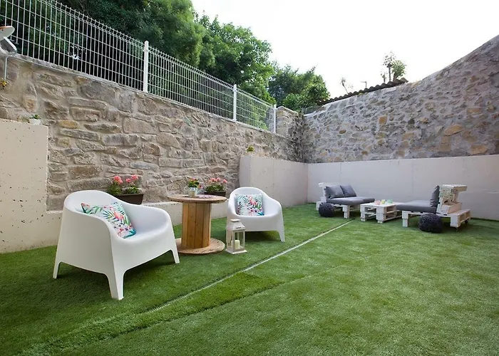 Dulcelia Bilbao. Relax Y Confort En La Ria .ebi-873 * Bilbao